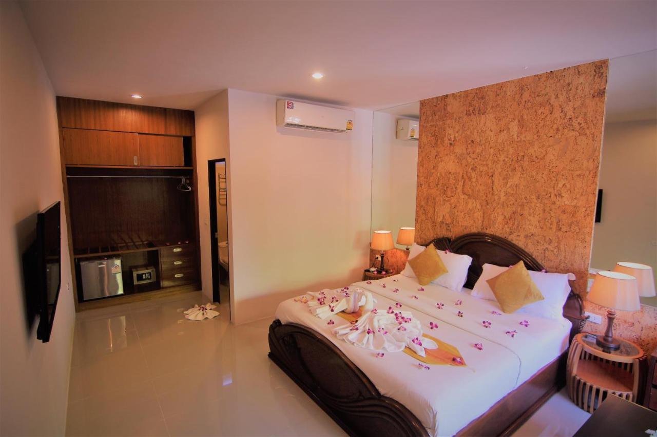 Bangrak Pier Samui Resort エクステリア 写真