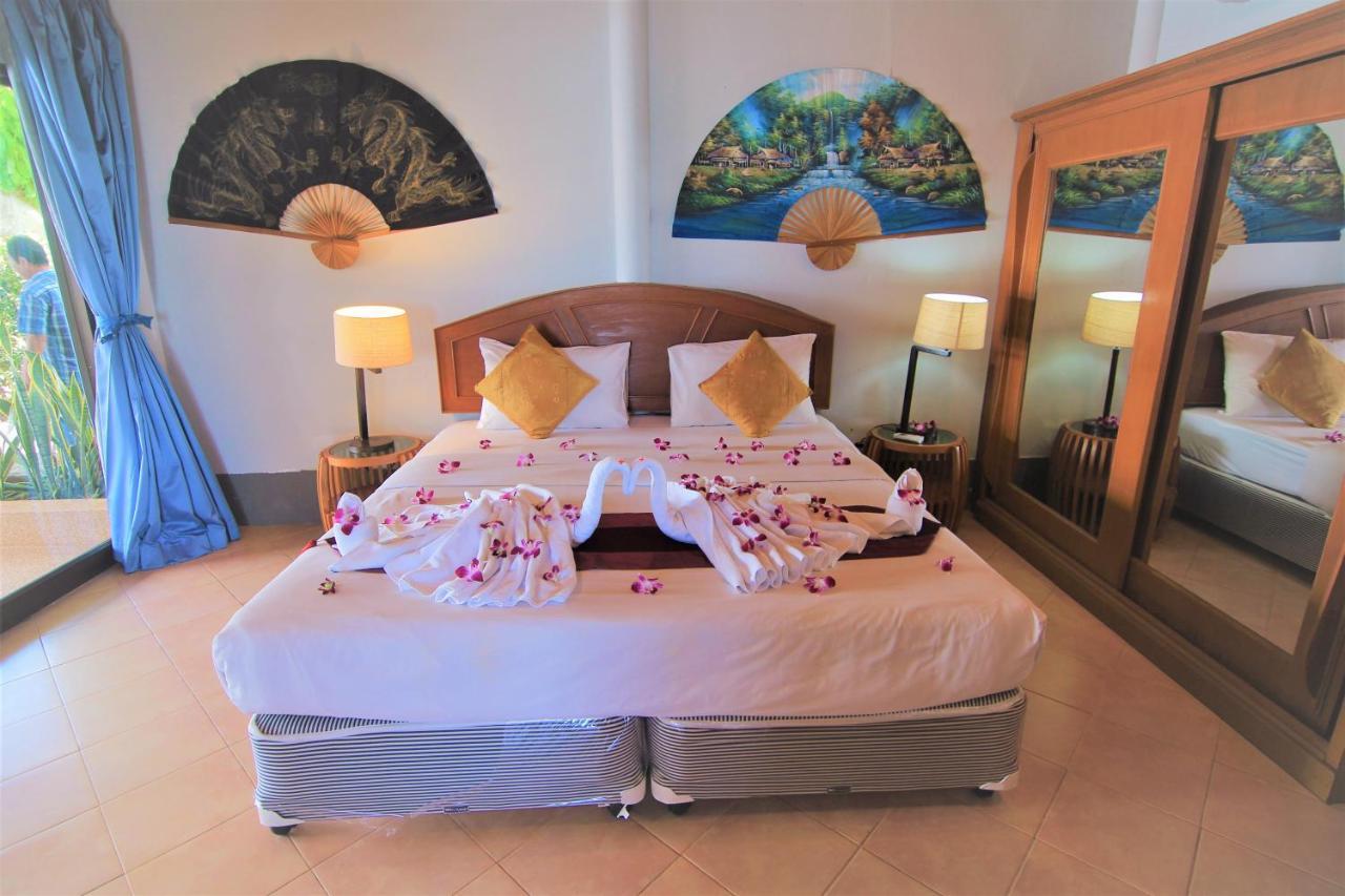 Bangrak Pier Samui Resort エクステリア 写真