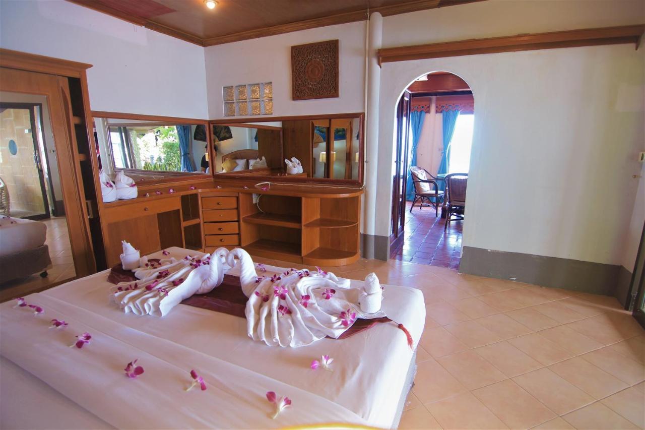 Bangrak Pier Samui Resort エクステリア 写真