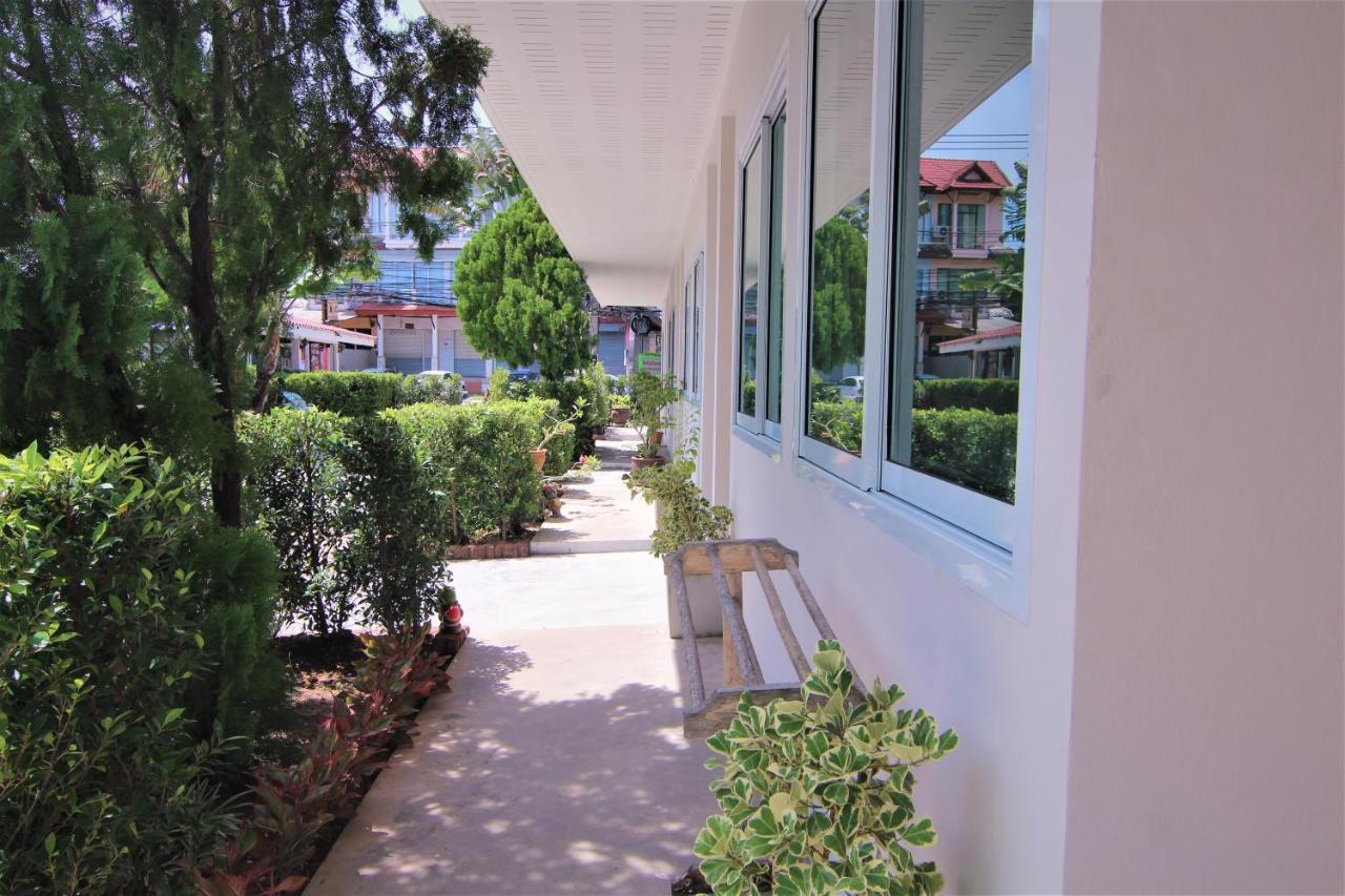 Bangrak Pier Samui Resort エクステリア 写真