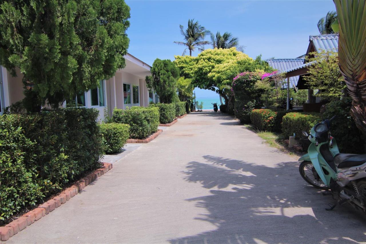 Bangrak Pier Samui Resort エクステリア 写真