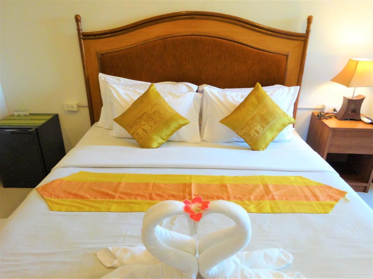 Bangrak Pier Samui Resort エクステリア 写真