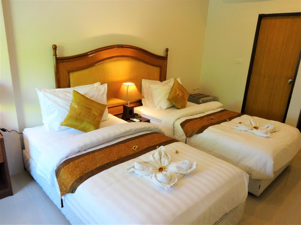 Bangrak Pier Samui Resort エクステリア 写真