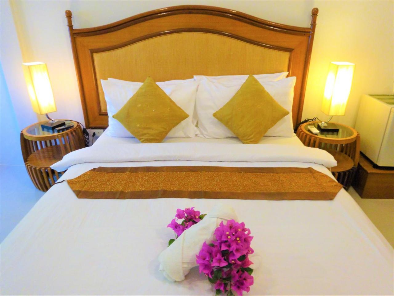 Bangrak Pier Samui Resort エクステリア 写真