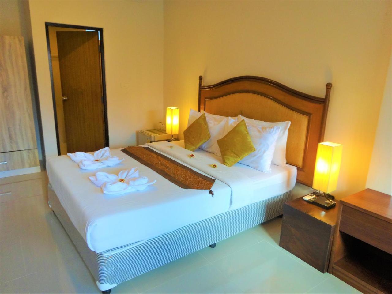 Bangrak Pier Samui Resort エクステリア 写真