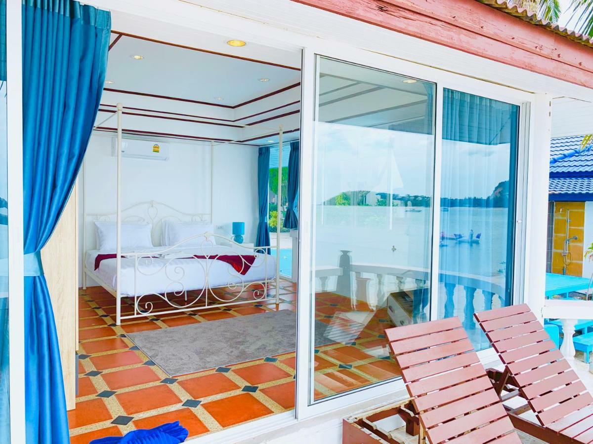 Bangrak Pier Samui Resort エクステリア 写真
